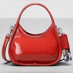 COACHTOPIA MINI ERGO IN CRINKLE PATENT COACHTOPIA LEATHER/DEEP ORANGE